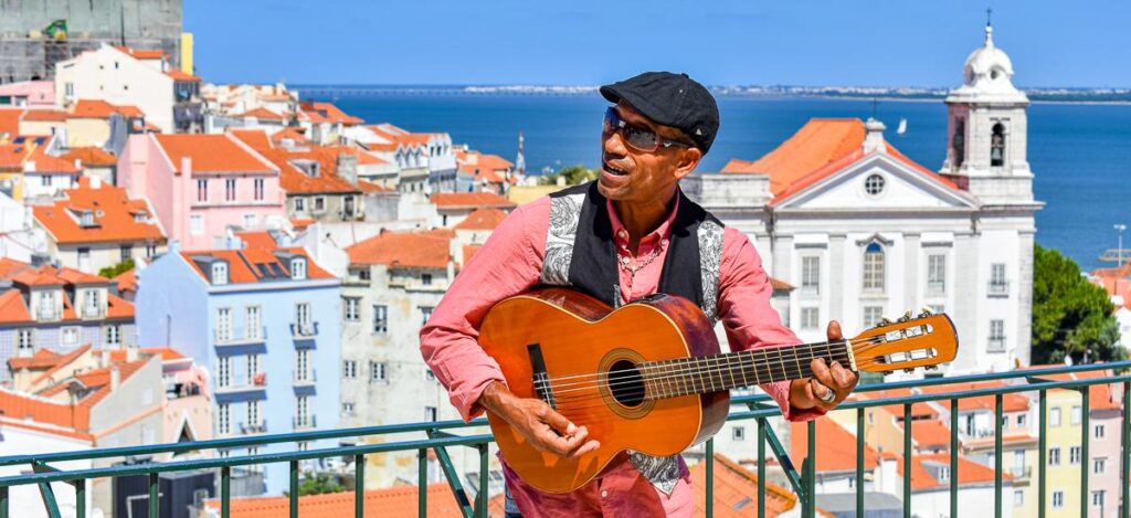 Fadomusik über den Dächern von Lissabon