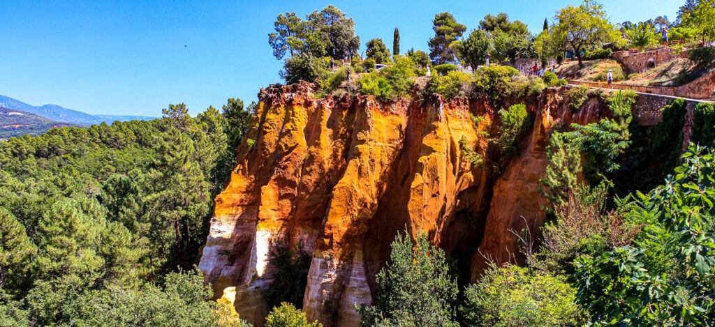 Ockerfelsen von Roussillon