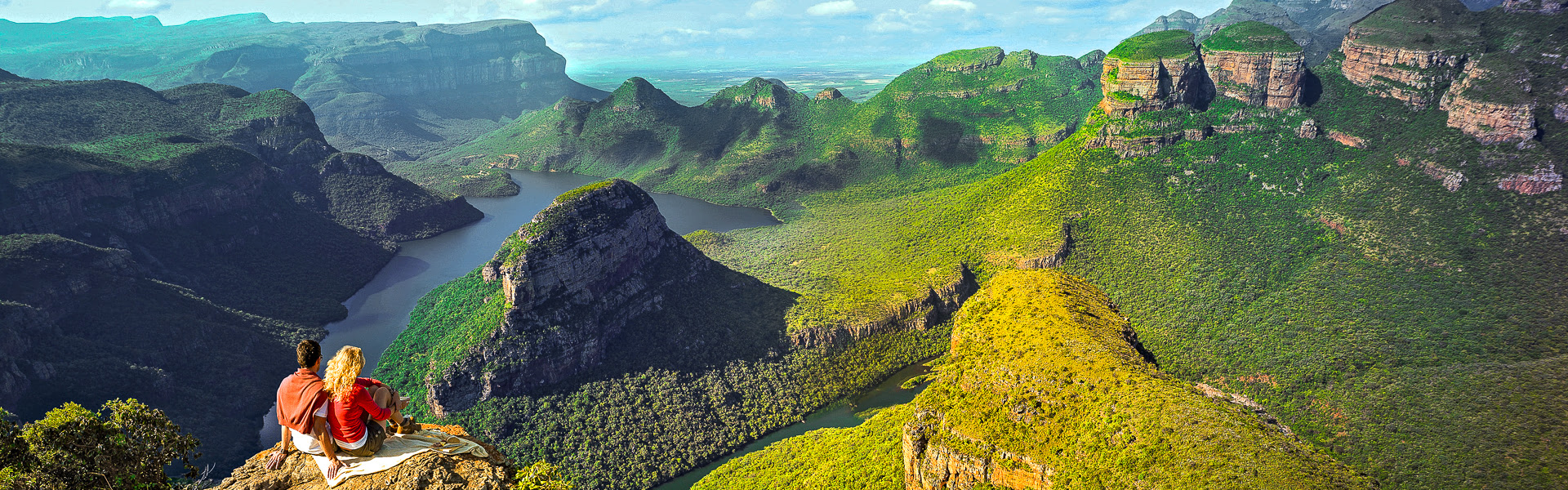 Paar beim Ausblick auf den Blyde River Canyon