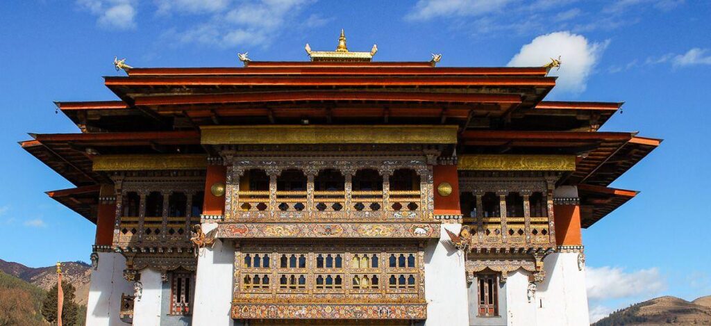 Dzong von Gangtey im Kranichtal