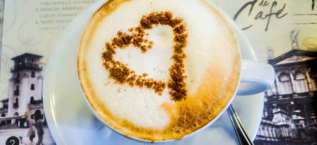 Kaffee mit Liebe zubereitet
