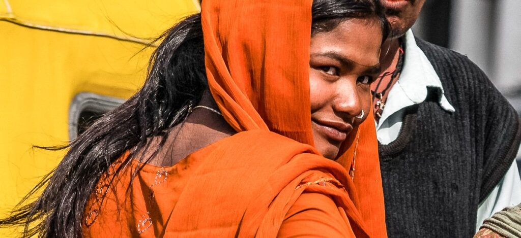 Junge Inderin in Neu-Delhi