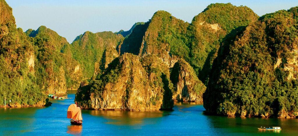 Dschunke in der Halong Bucht