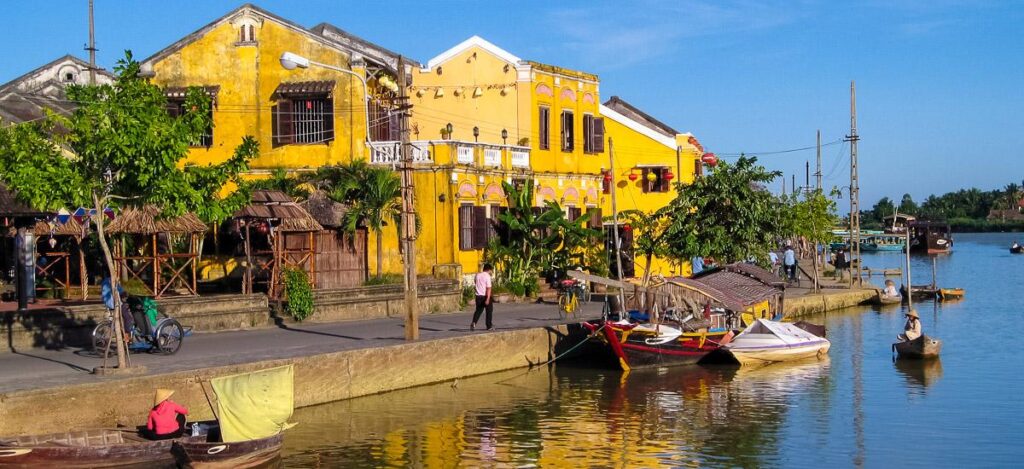 Am Flussufer in Hoi An
