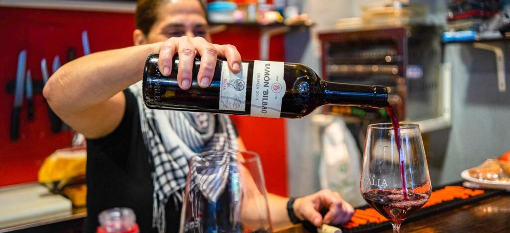 Weinverkostung in der Bodega